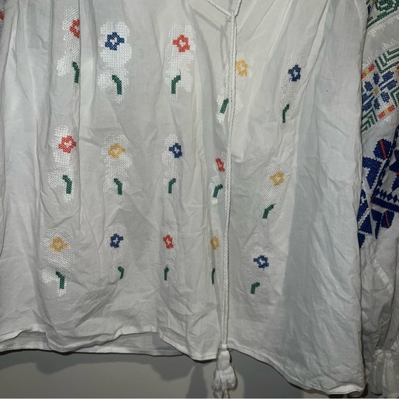 Free the Roses White Multicolored Embroidered Long Sleeve Blouse - Picture 6 of 8